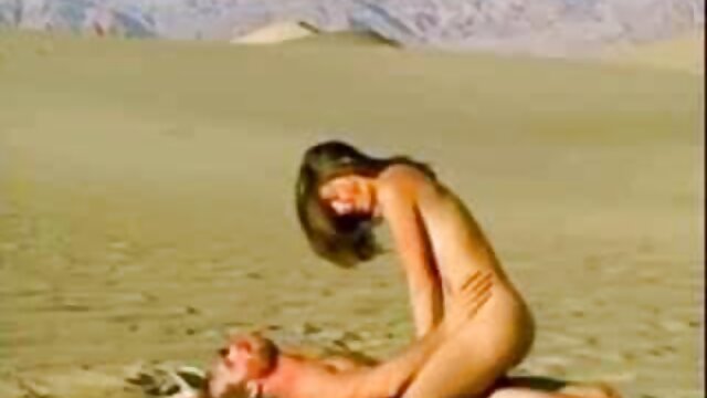 최고의 포르노 :  A 딜도 도착 내부 나귀 포르노 영화 